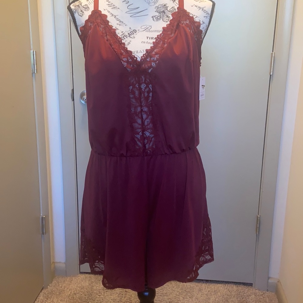 auden intimate romper sz L